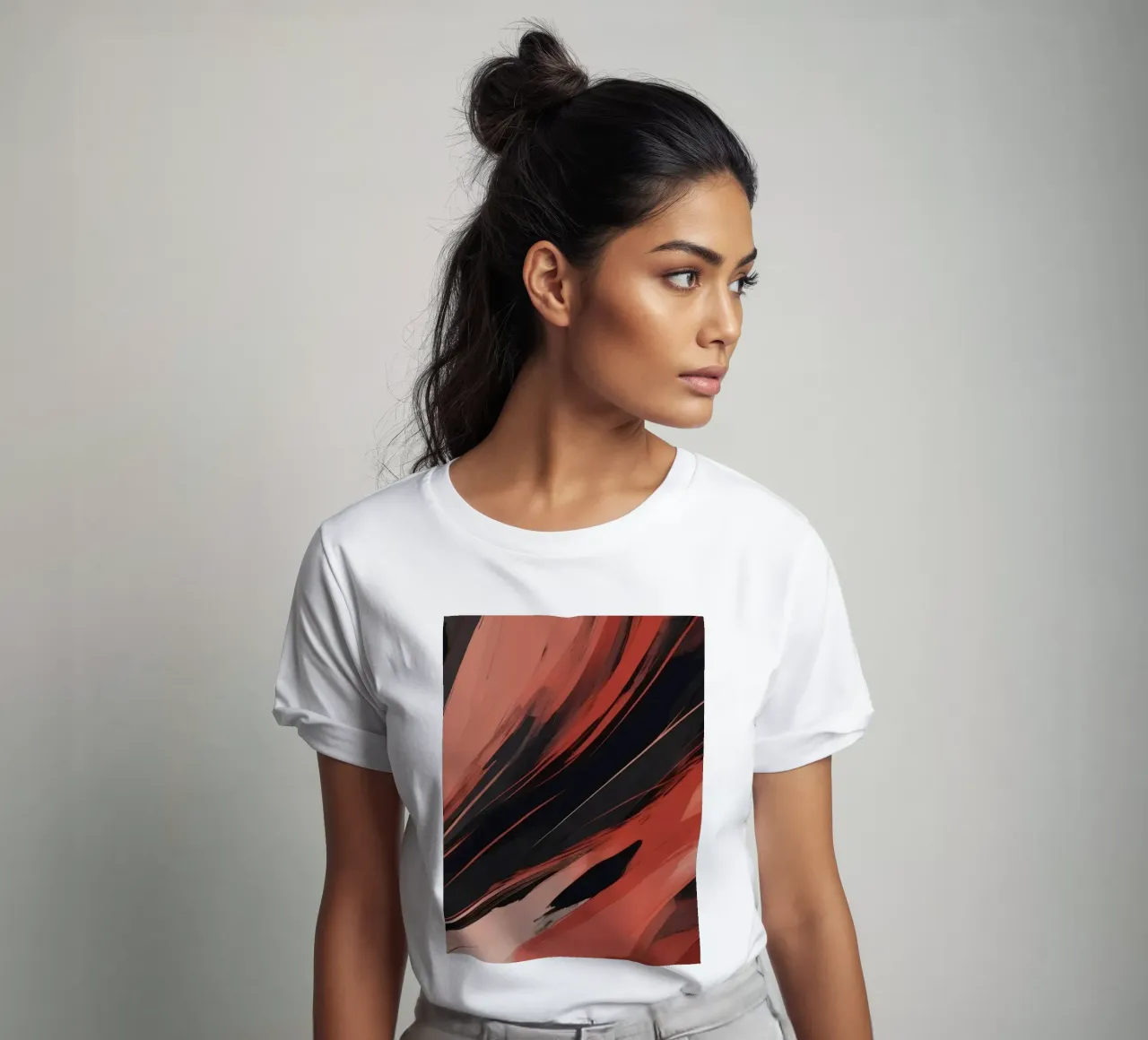 Dynamisch abstract behang met vloeiende penseelstreken t-shirt van DesignDoodle