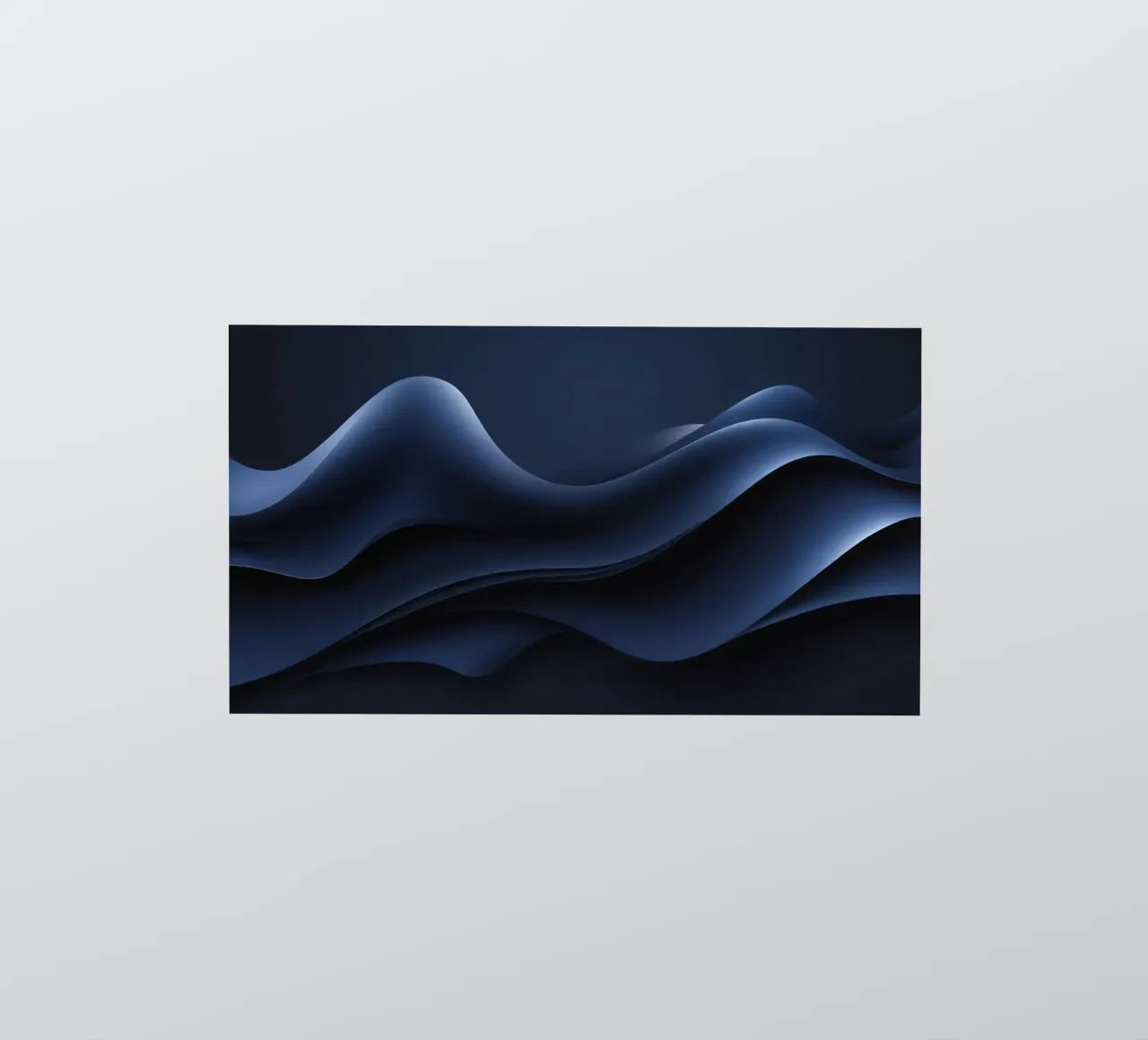 Onde fluide di un blu profondo creano una carta da parati astratta e tranquilla. adesivo da DesignDoodle