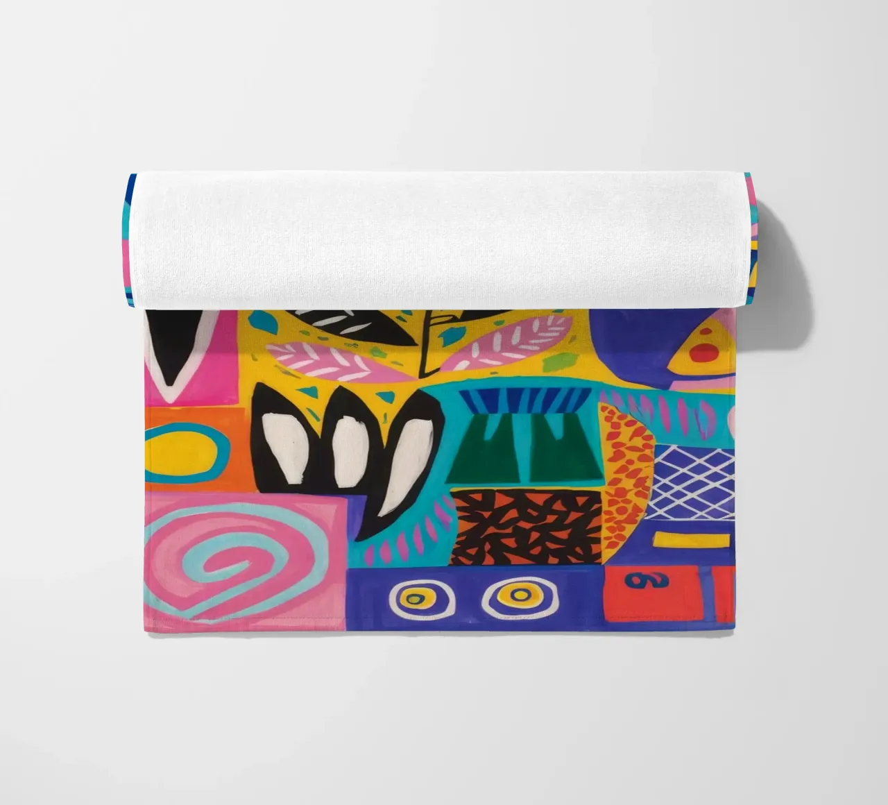 Gedessineerde natuur harmonie strandhanddoek van Zep Layers