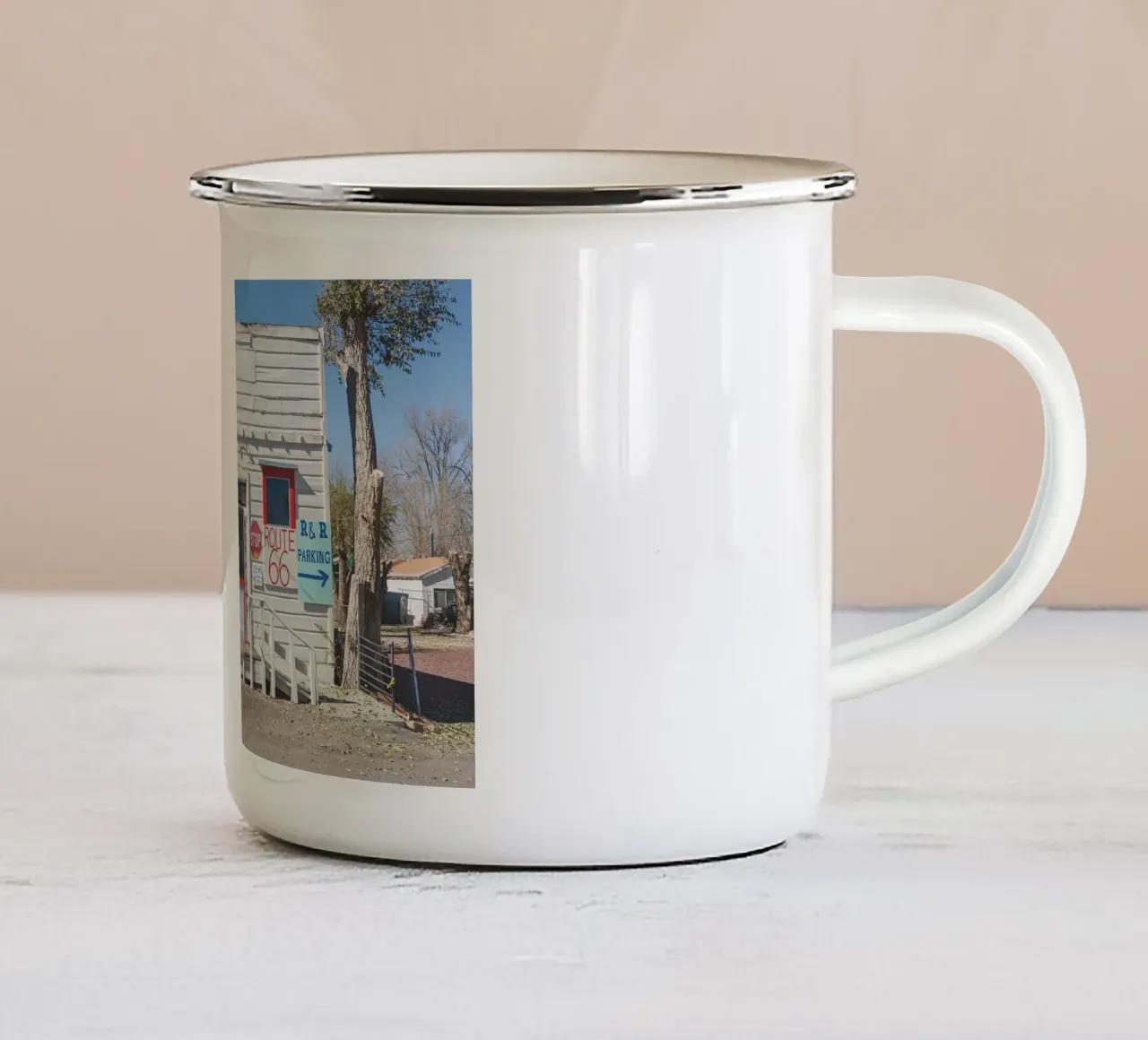 R and R Ash Fork Emaille Tasse von Dave Hare Photography
