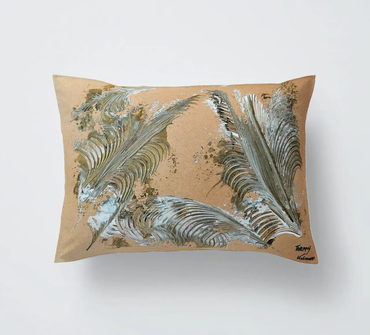 MESSAGE FROM THE HEART 33 cuscino da Thierry Vobmann Abstract painting