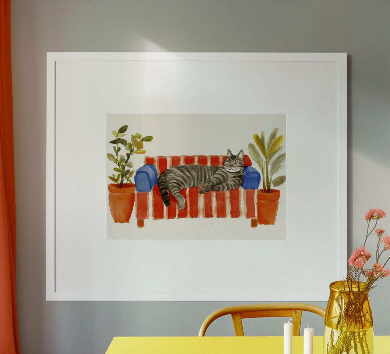 Charmante niedliche Katze mit Blumentöpfen liegend Poster von Modern Muse