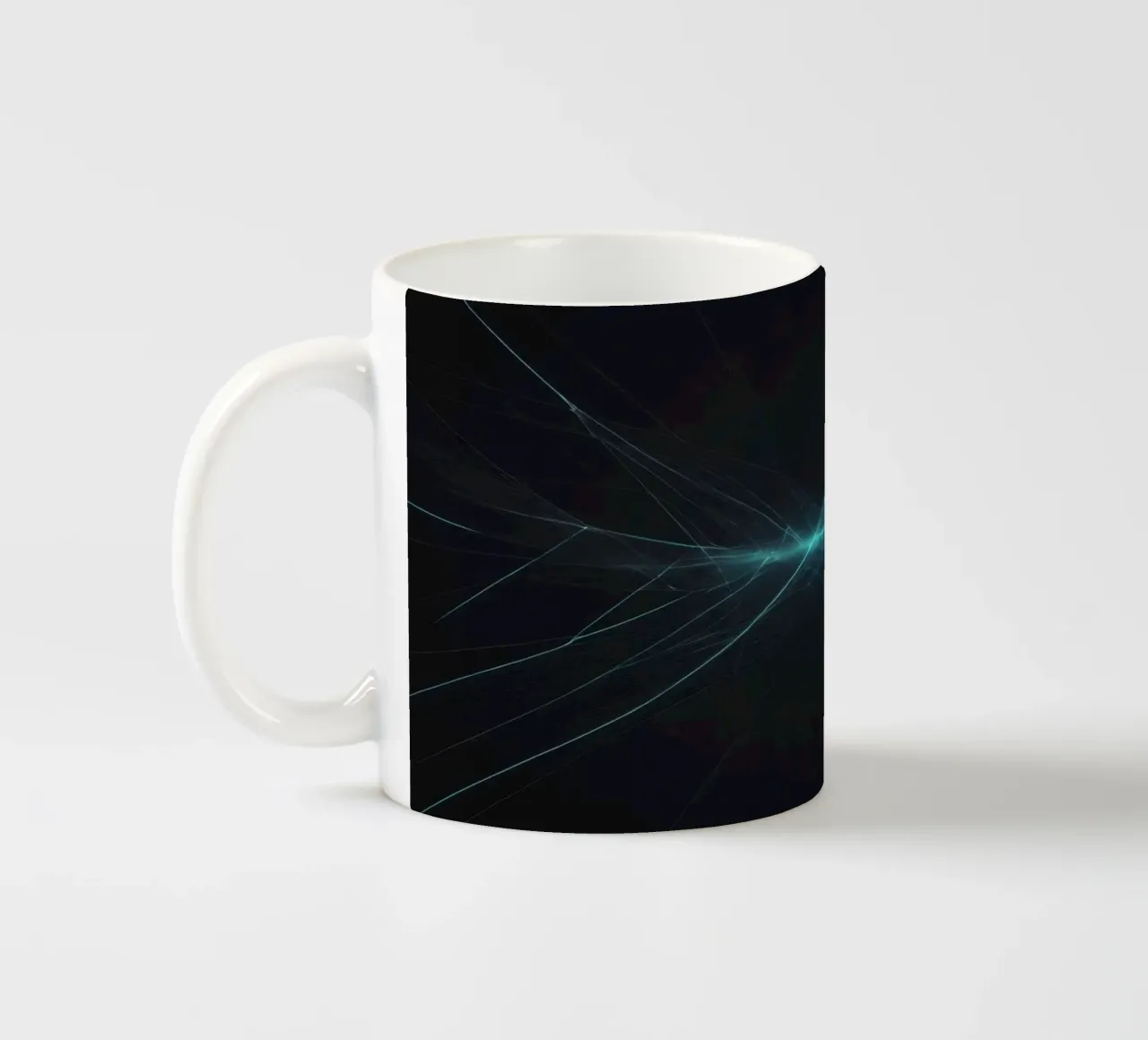 Dynamischer abstrakter Hintergrund mit lebhaften Linien und dunkler Kunst Keramik Tasse von DesignDoodle