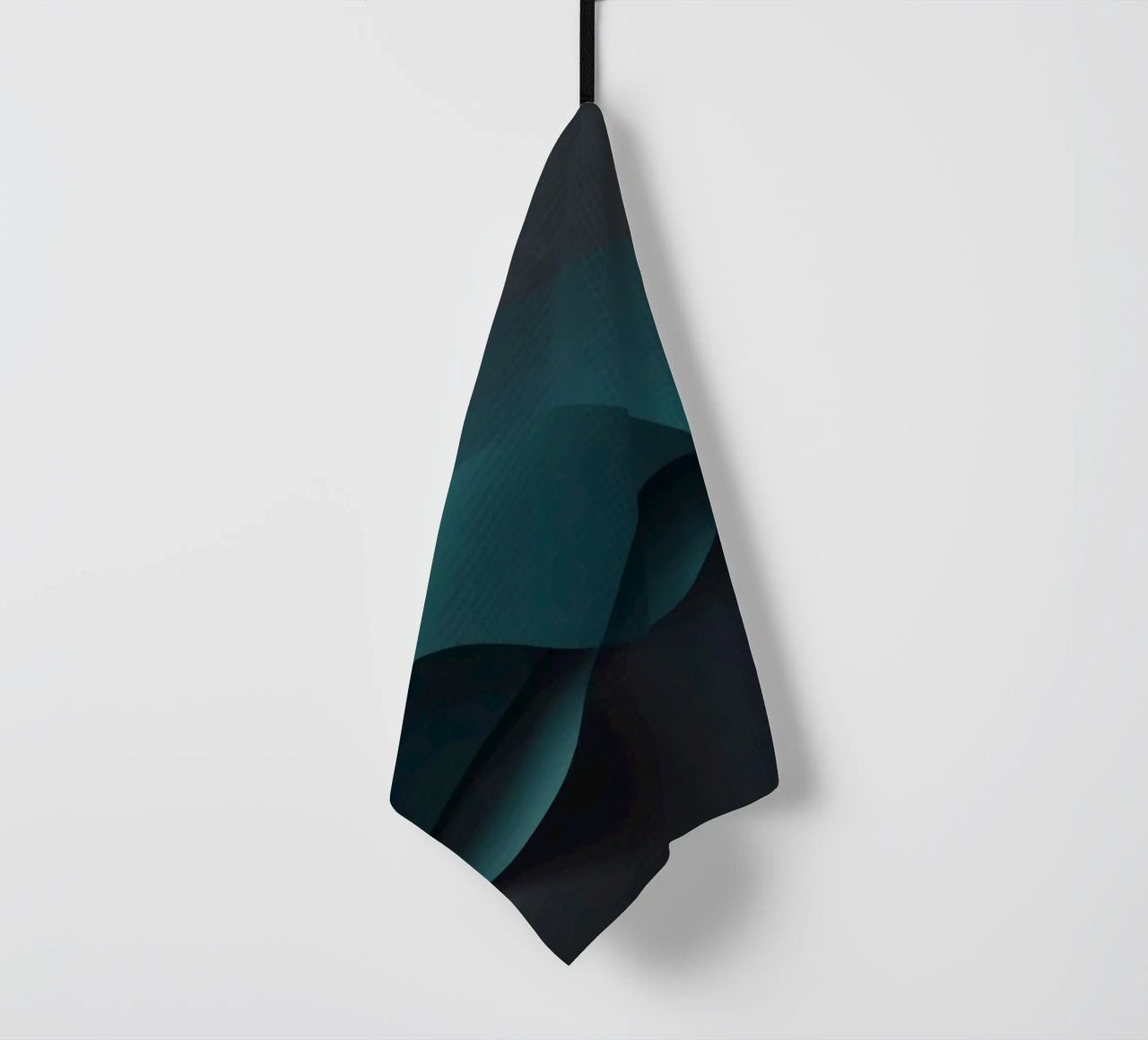 Curve morbide e fluide di tonalità verde acqua e scure creano un'atmosfera elegante. canovaccio da cucina da DesignDoodle