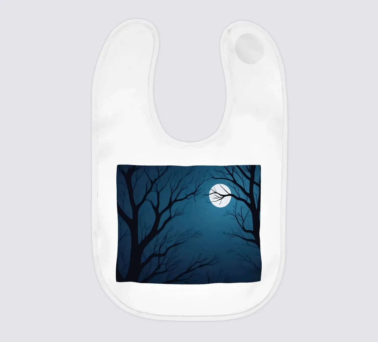 Paesaggio notturno etereo con alberi stagliati bavaglino da DesignDoodle