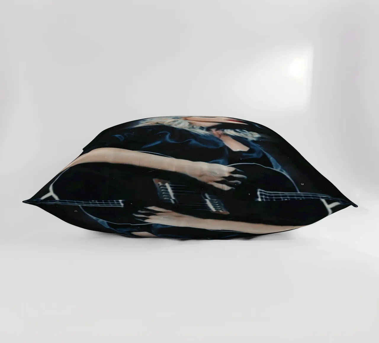 Taylor Swift cojín de Low poly art