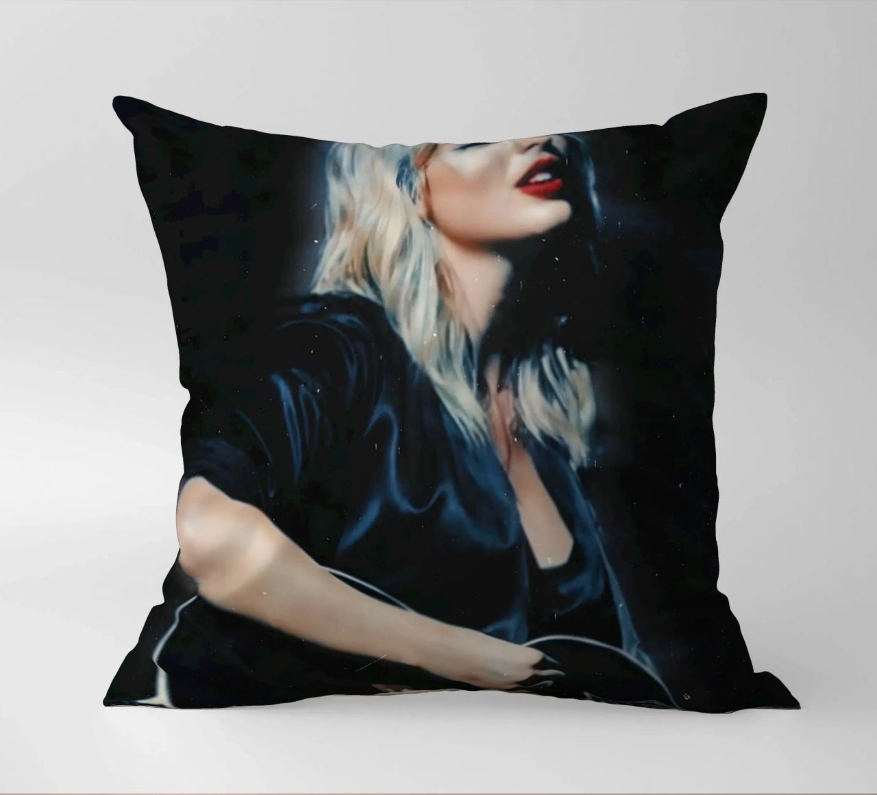 Taylor Swift cuscino da Low poly art