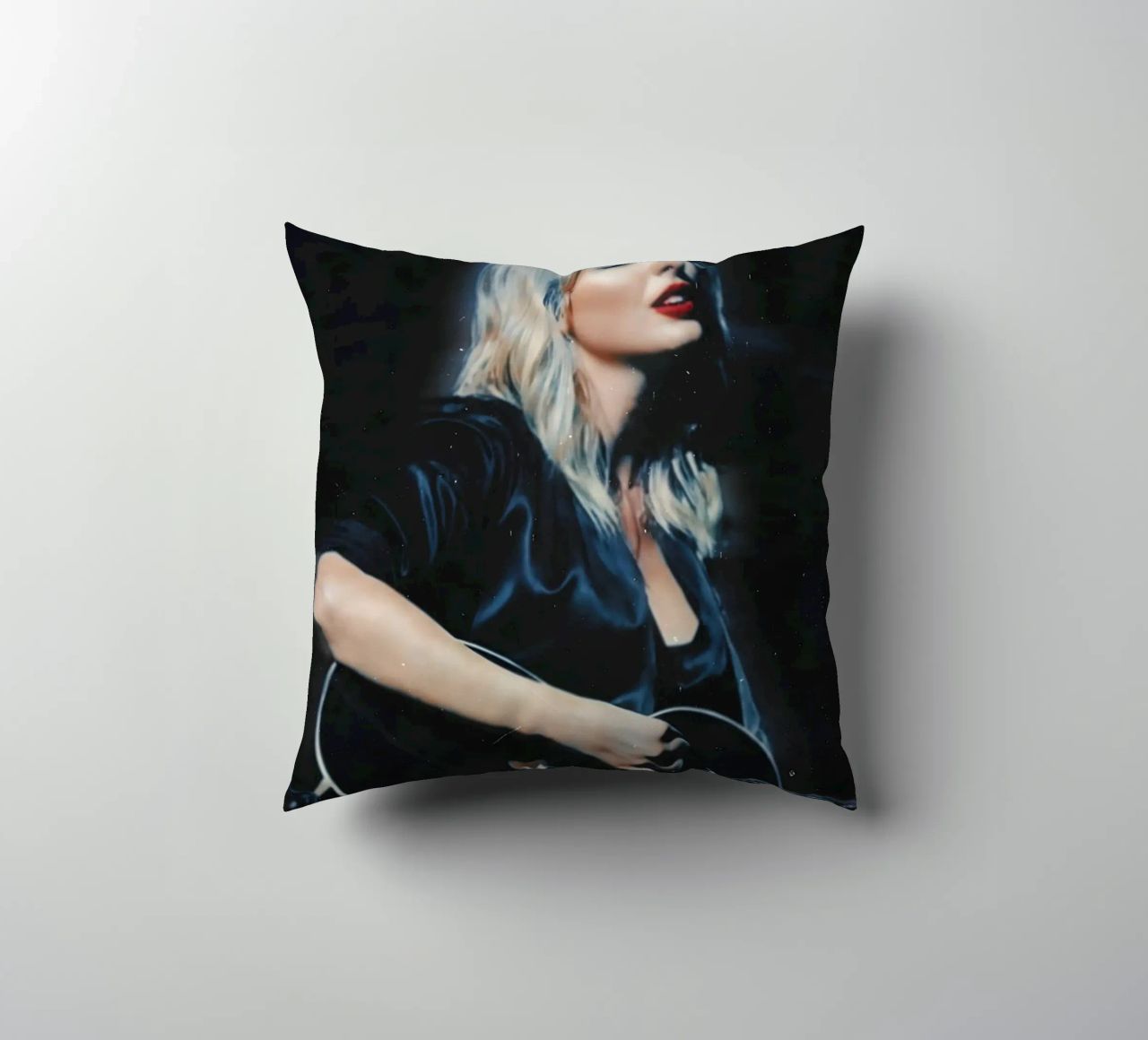 Taylor Swift cuscino da Low poly art