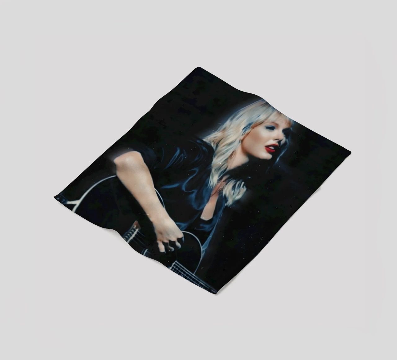 Taylor Swift coperta in pile da Low poly art