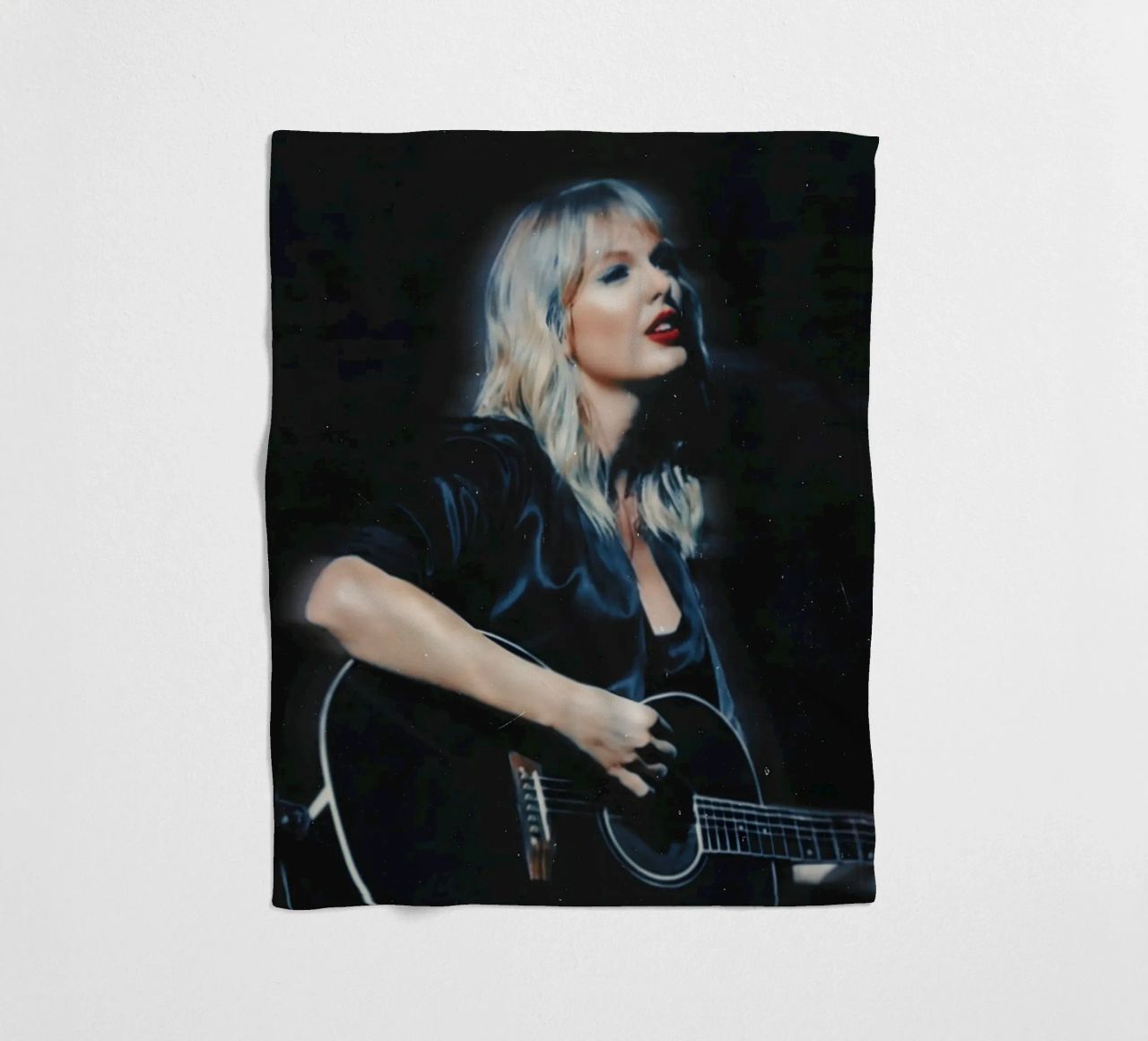 Taylor Swift coperta in pile da Low poly art