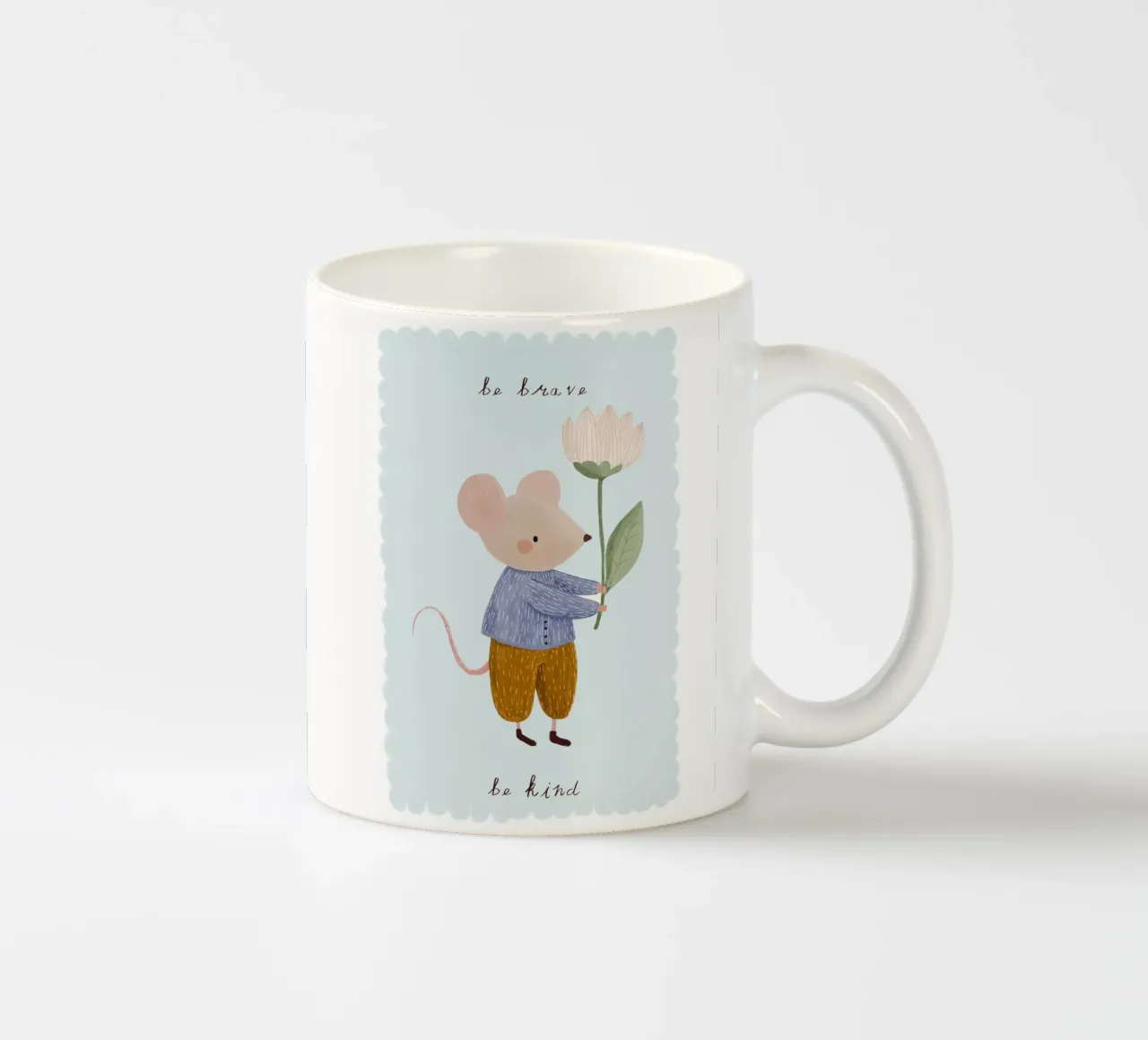 Wees dapper, wees aardig, kleine muis Print keramische mok van Little Lola