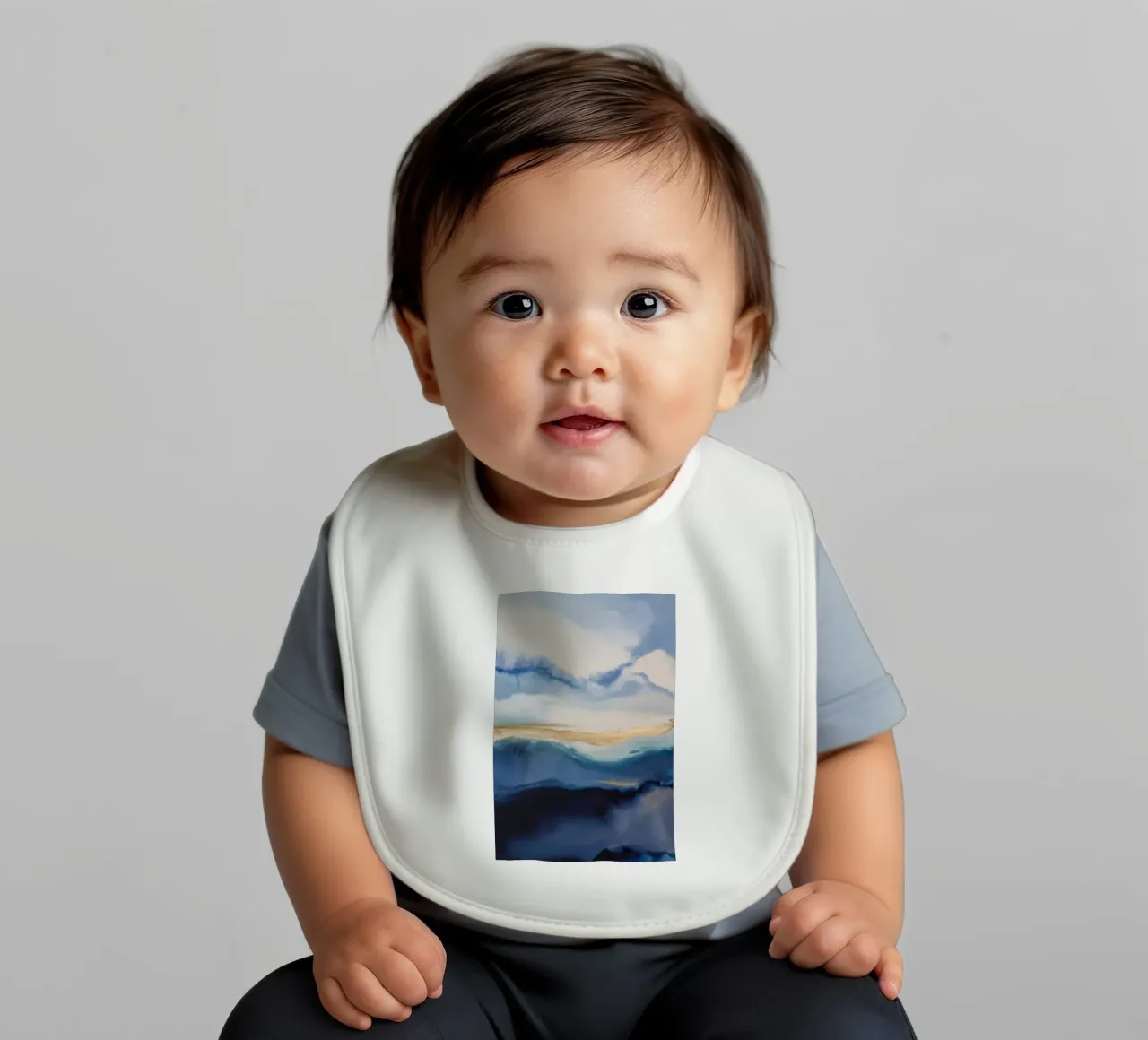 Pioggia nebbia eco bavaglino da Monarch Arc