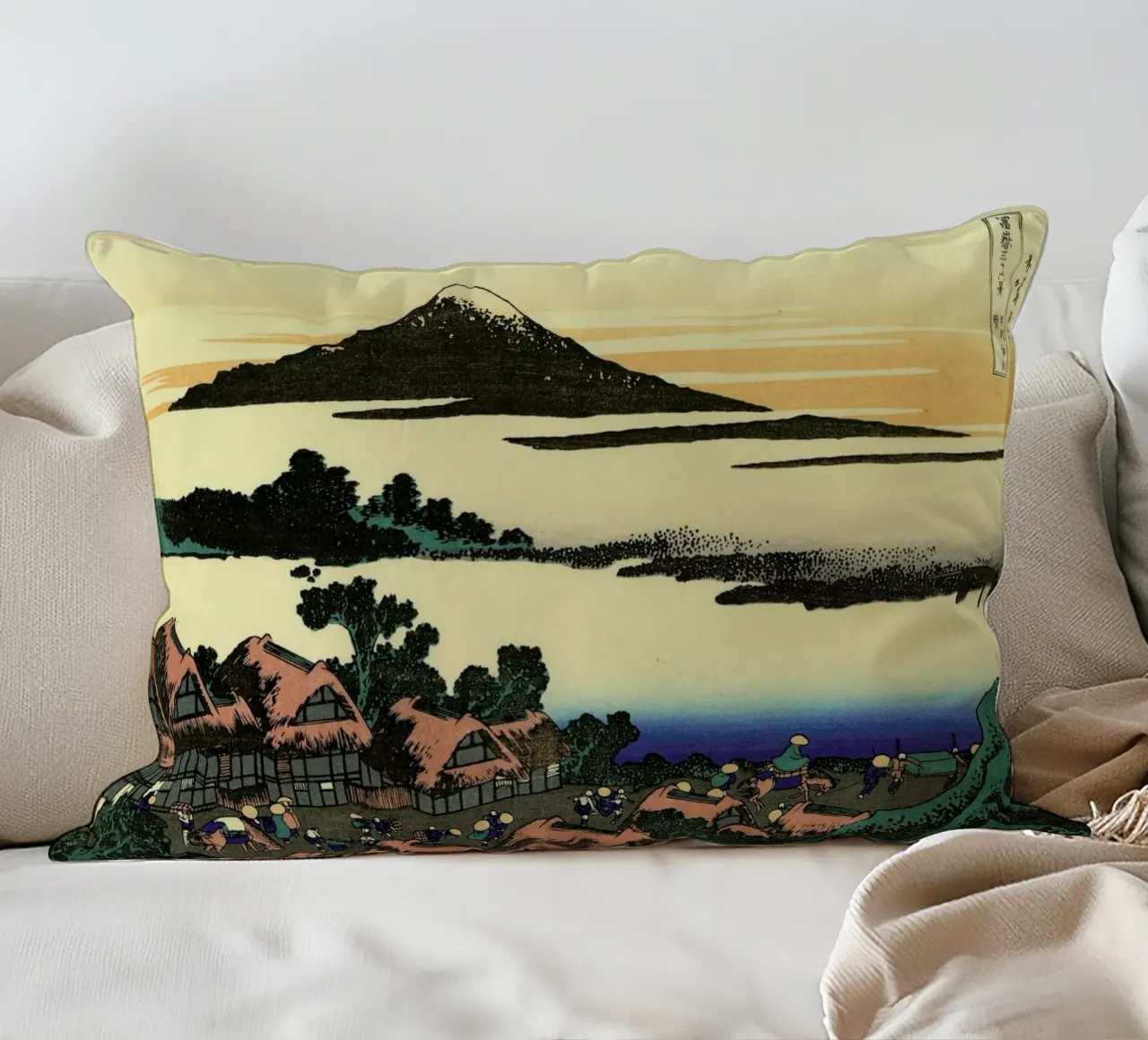 Hokusai - Dawn Near Isawa in Kai Province cuscino da ARTOTHEK