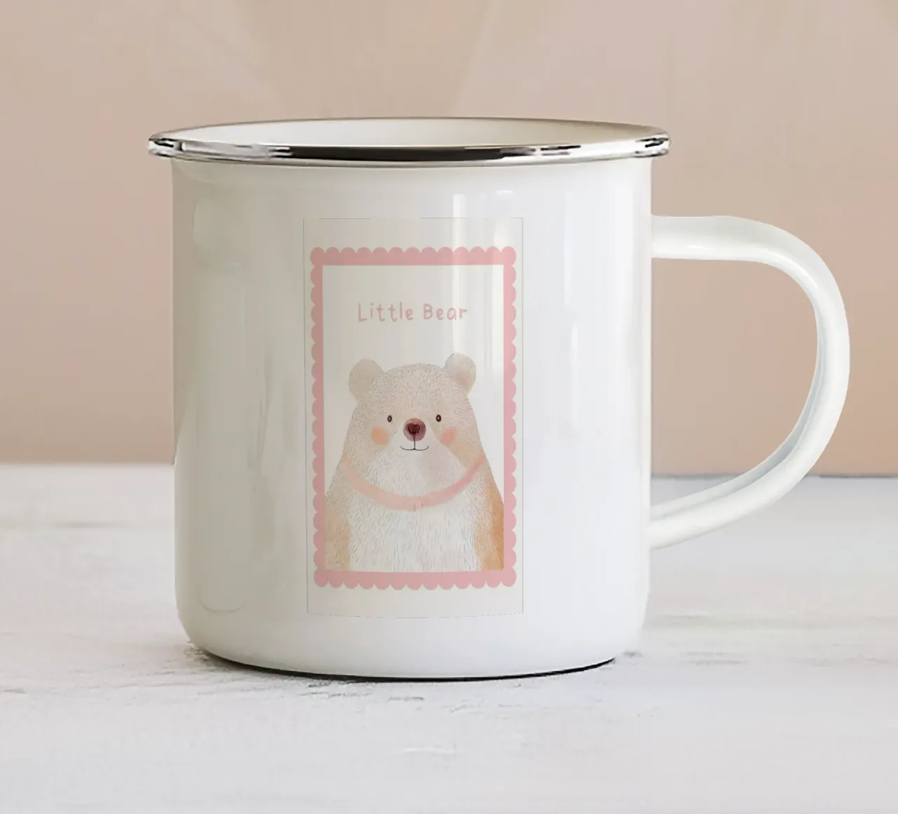 Stampa di un orso carino per la cameretta tazza in smalto da Little Lola