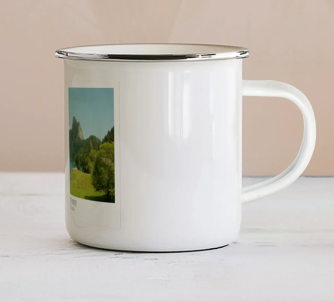 Lac de Taney: Switzerland tazza in smalto da FujiFrames