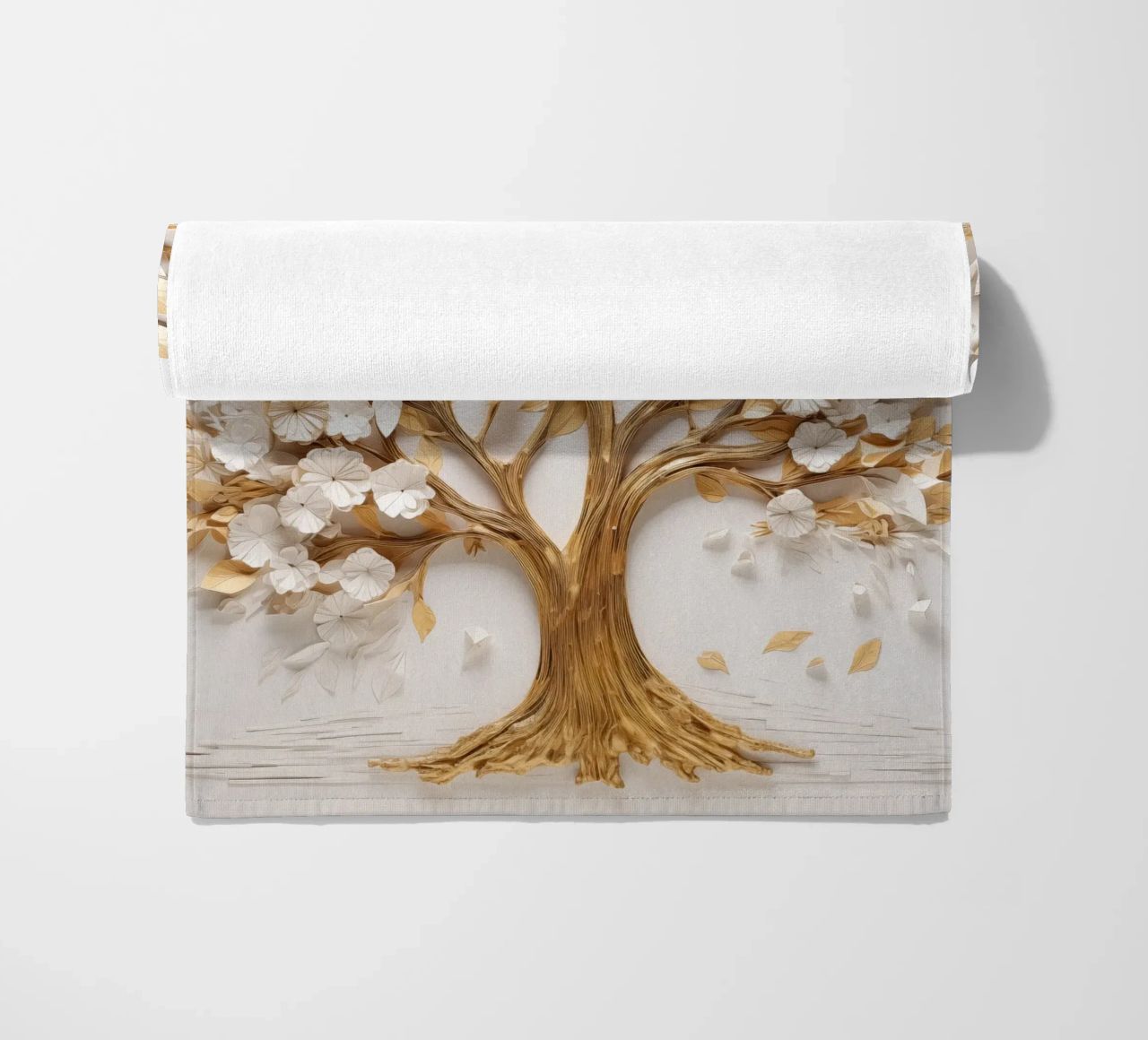 Albero con accenti dorati telo mare da Imagine