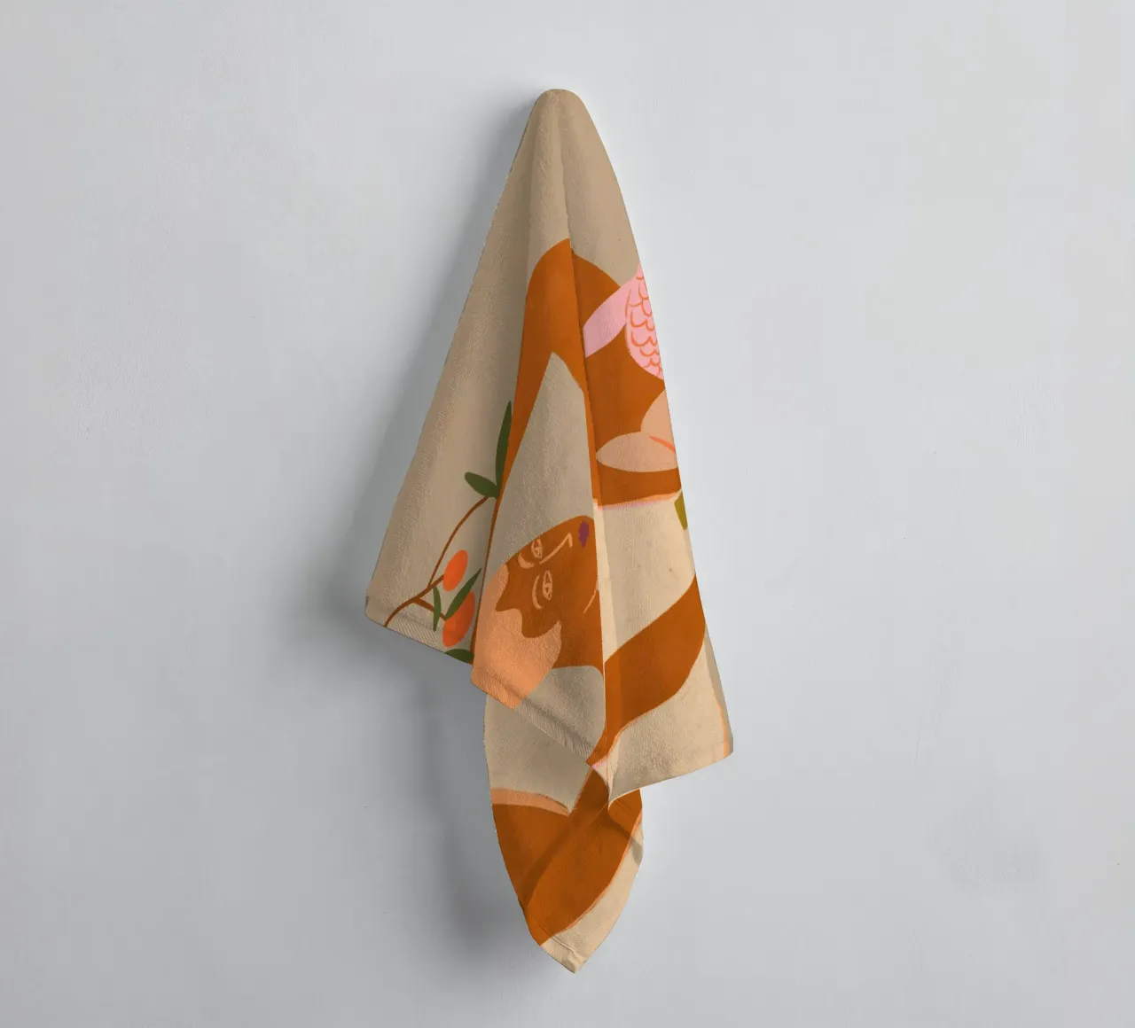 Fish and Oranges Handtuch von Arty Guava