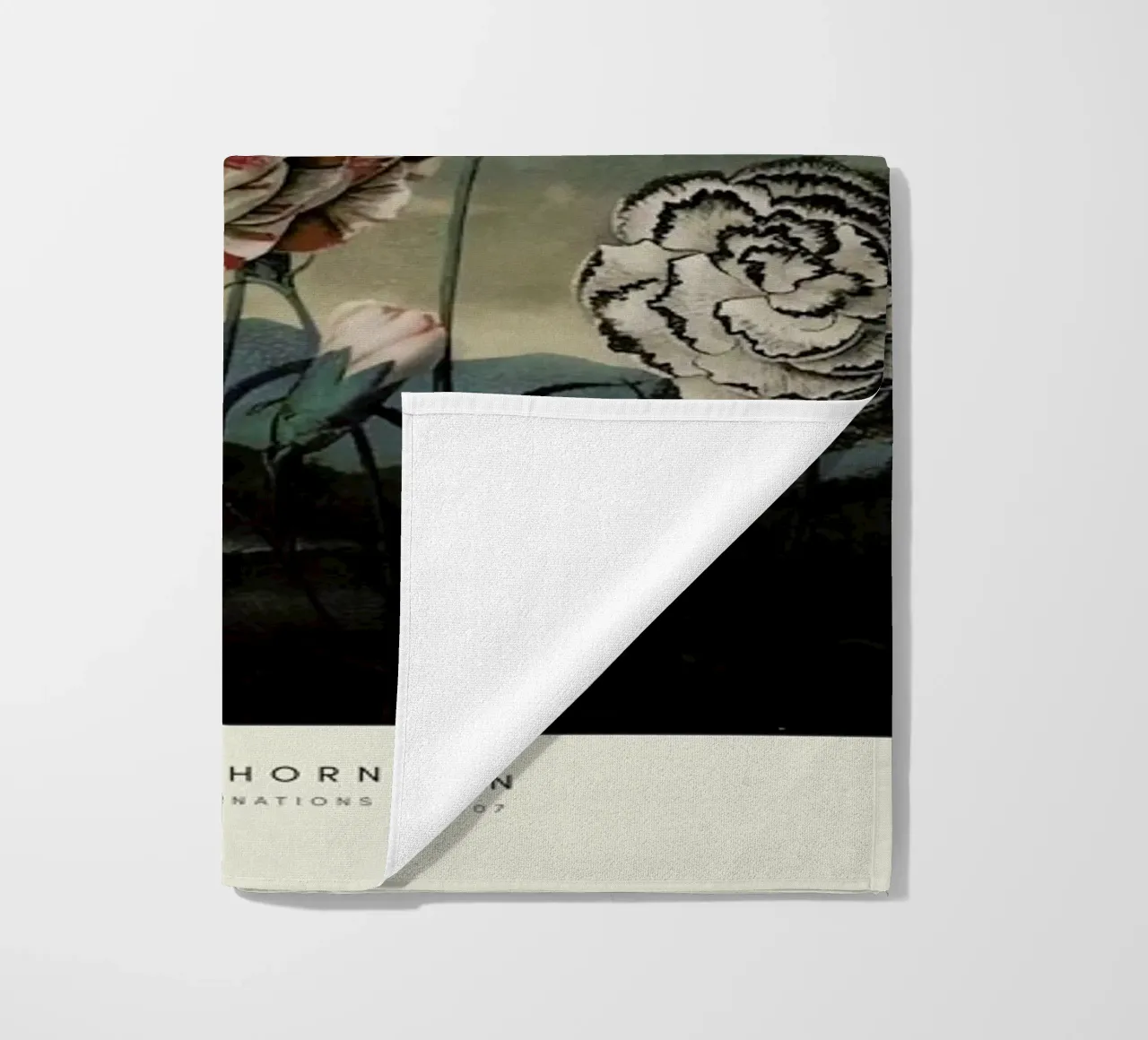 Thornton - A Group of Carnations telo mare da Vintage by JUNIQE