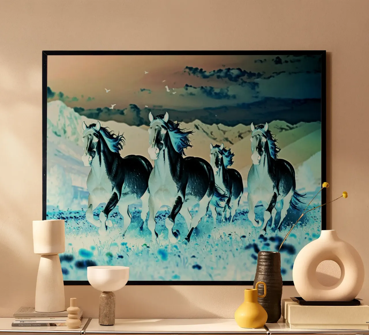 Quatre chevaux qui galopent. Nocturne bleu hahnemühle de Thierry vobmann photography