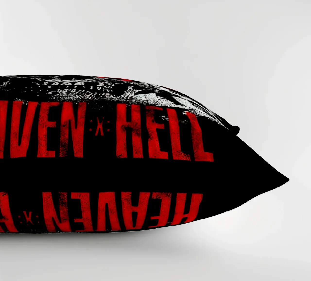 Sum 41 Skull Black cuscino da lindacleveland