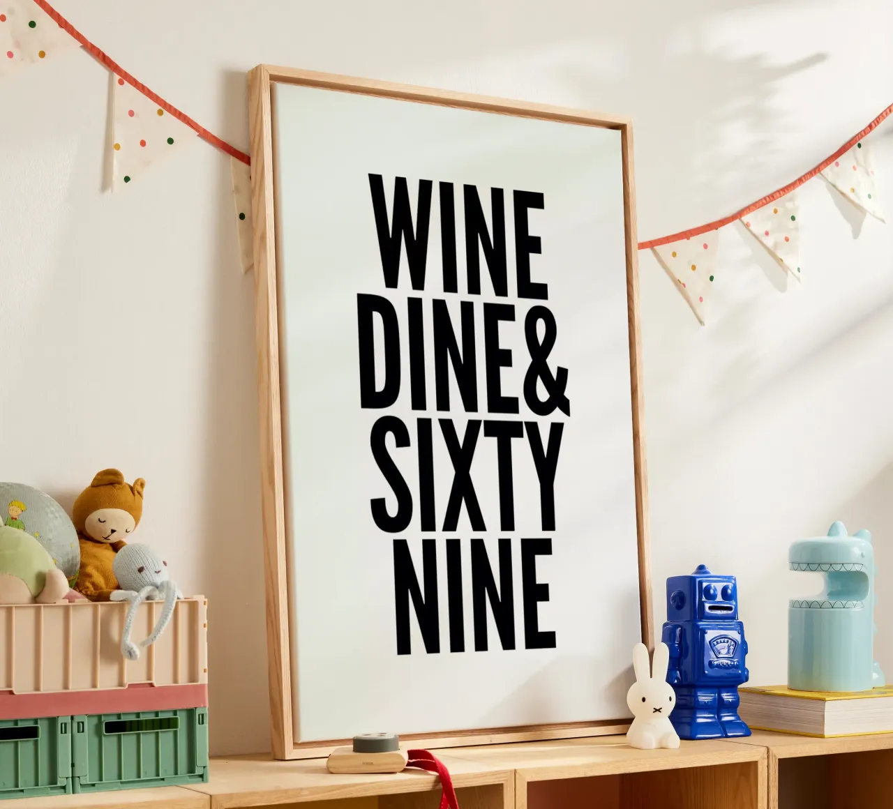 sixty-nine canvas met Baklijst van Mottos by Sinan Saydik