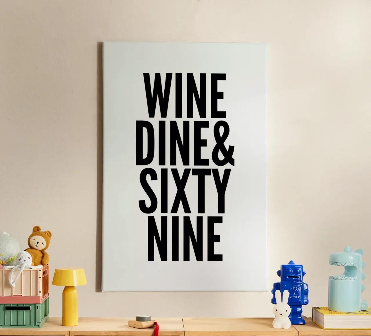 sixty-nine canvas met Baklijst van Mottos by Sinan Saydik