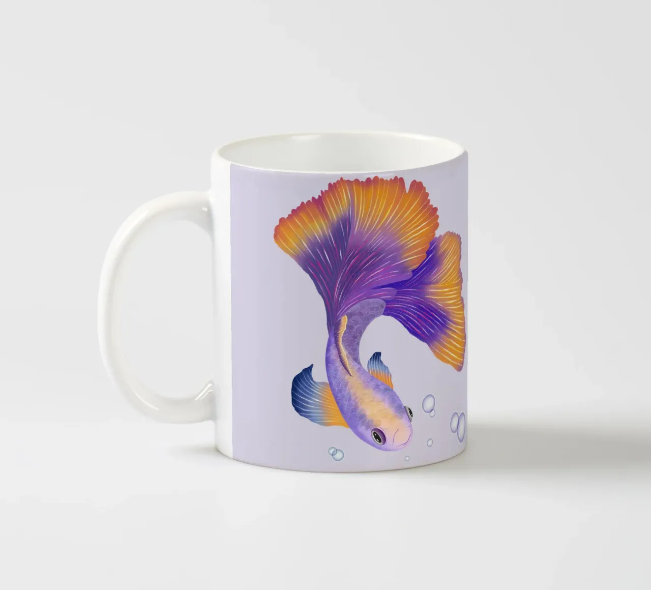 Pesce giapponese di colore viola e arancione. Pesce beta. tazza in ceramica da CalliLetters