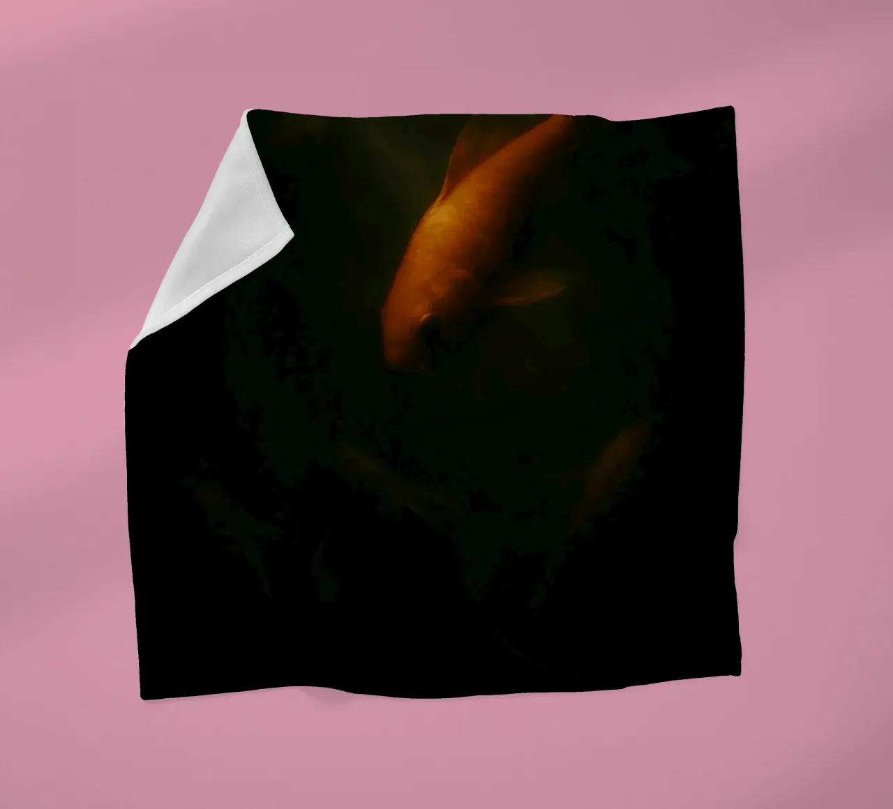 Submerged Glow coperta in pile da Mosaic Dialogue