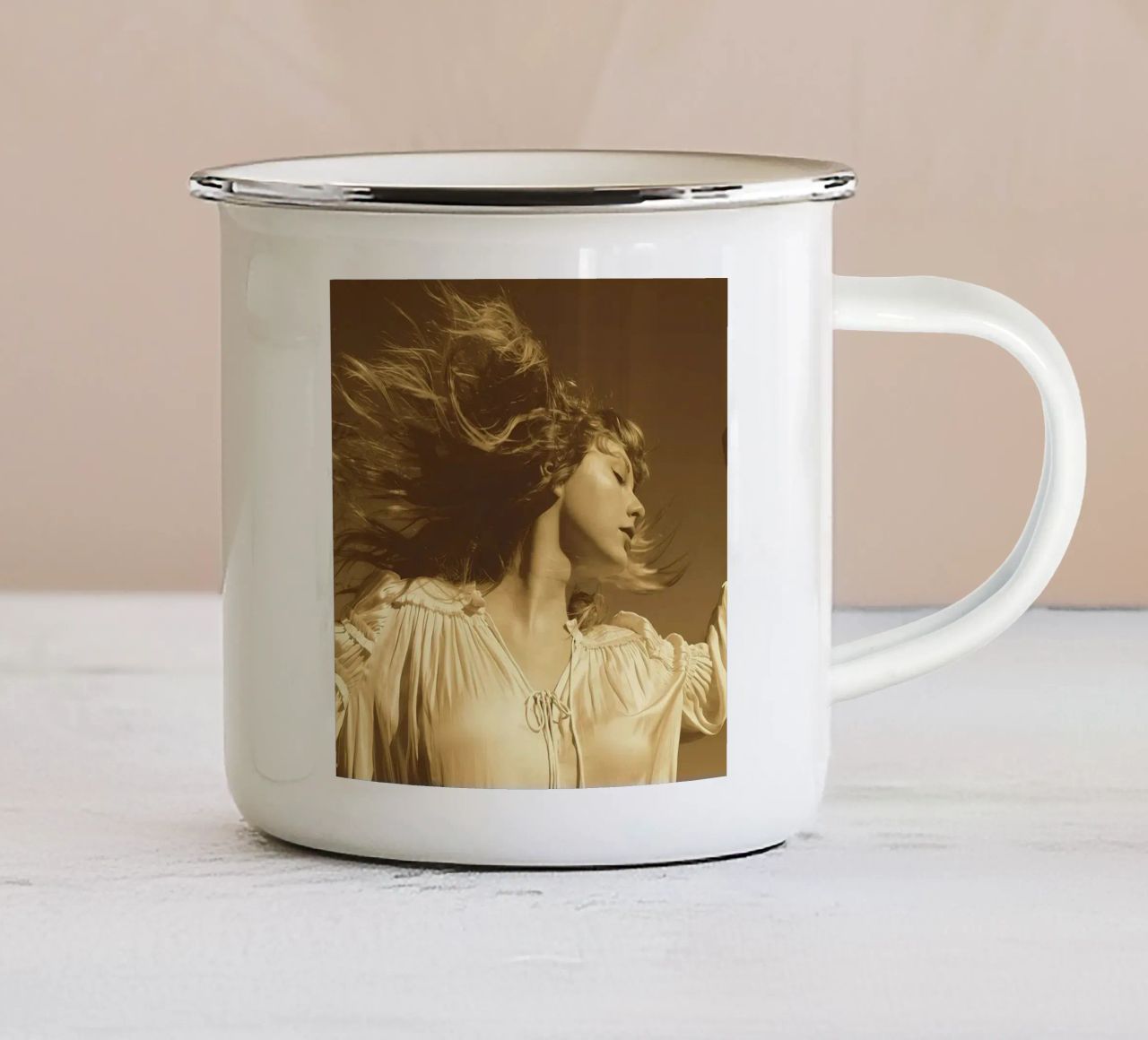 Swift senza paura tazza in smalto da AARON