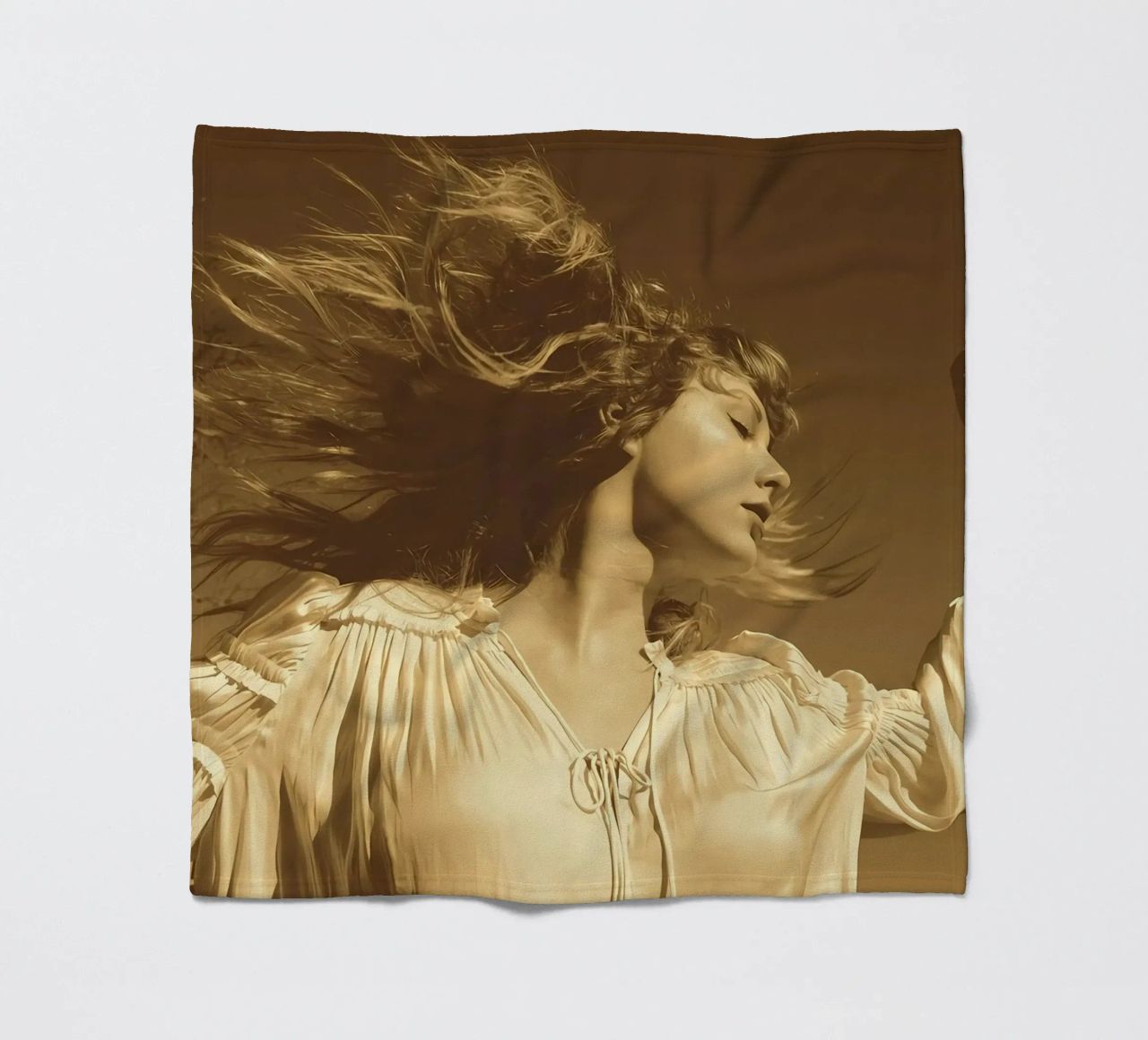 Fearless Swift fleece blanket by AARON