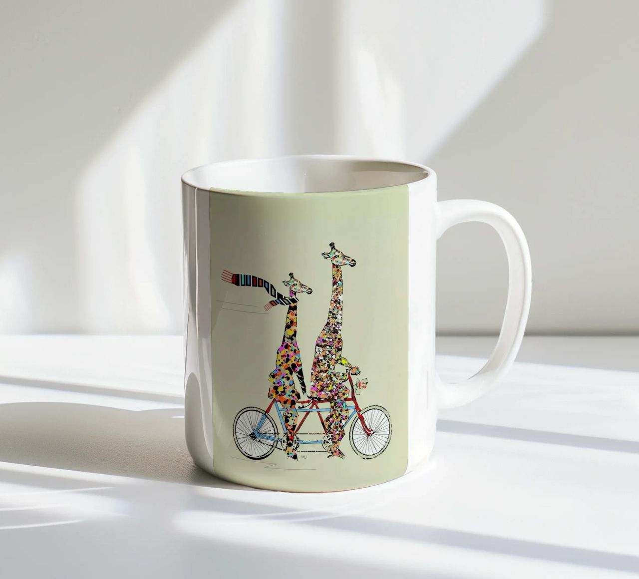 giraffes days lets tandem tazza in ceramica da Brian Buckley