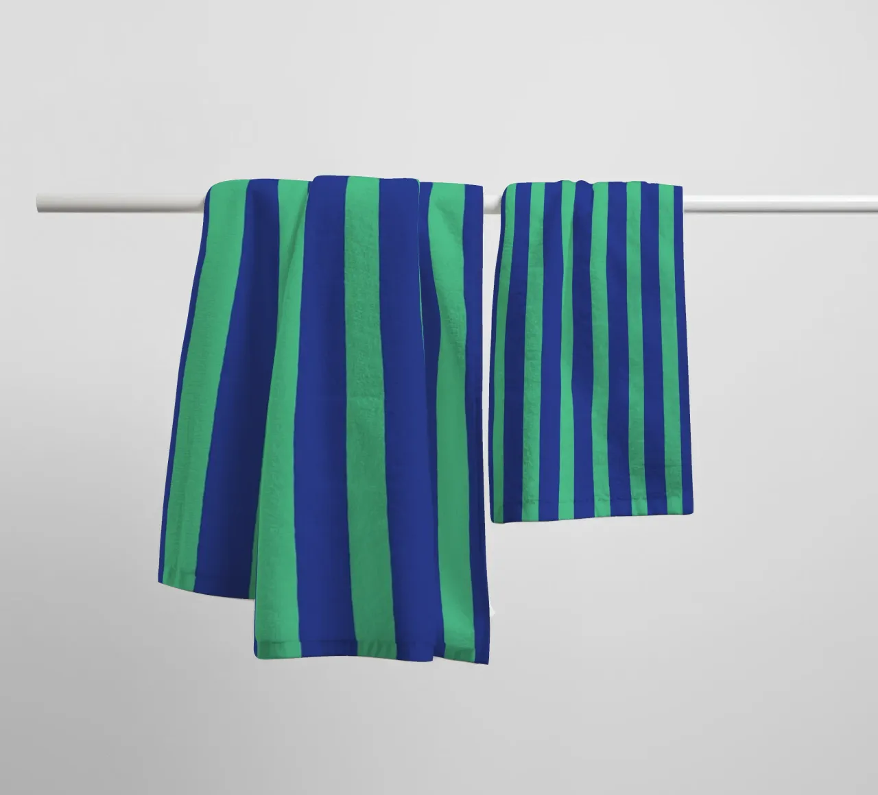 Motif de rayures simples - Bleu Vert serviette de bain de MoonlightPrint