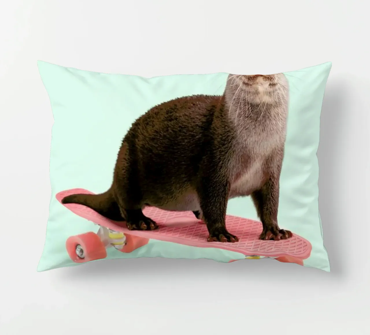 Skate Otter cuscino da Paul Fuentes Design