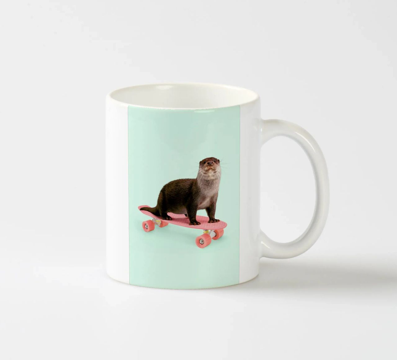 Skate Otter tazza in ceramica da Paul Fuentes Design