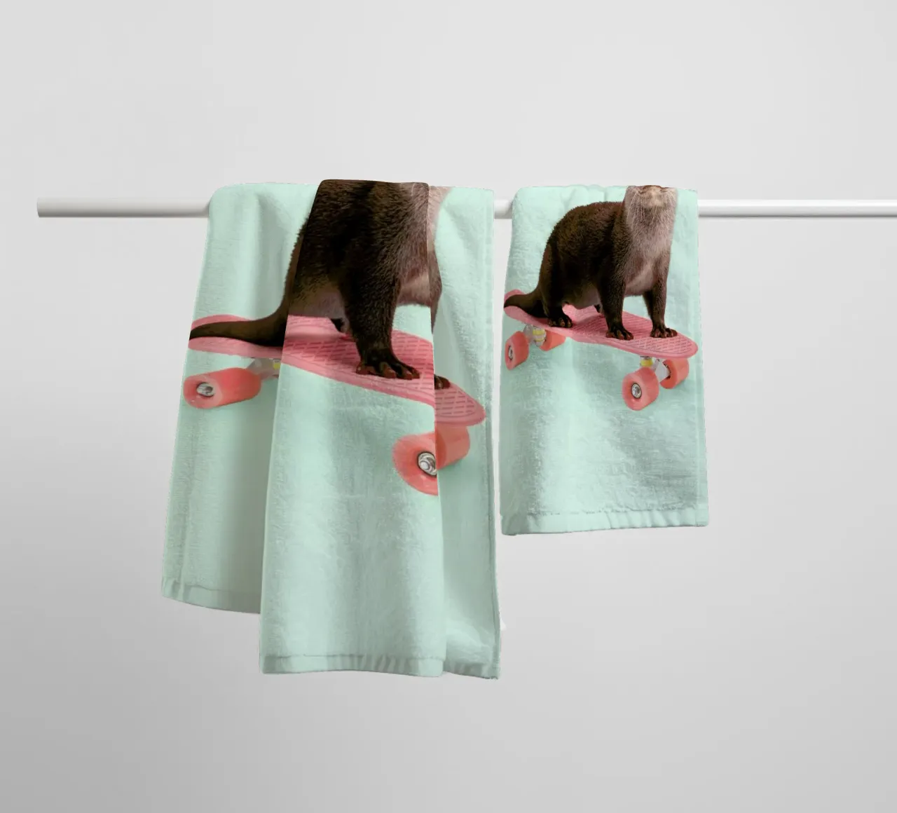 Skate Otter asciugamano da bagno da Paul Fuentes Design