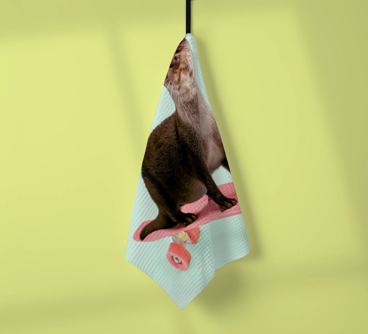 Skate Otter canovaccio da cucina da Paul Fuentes Design