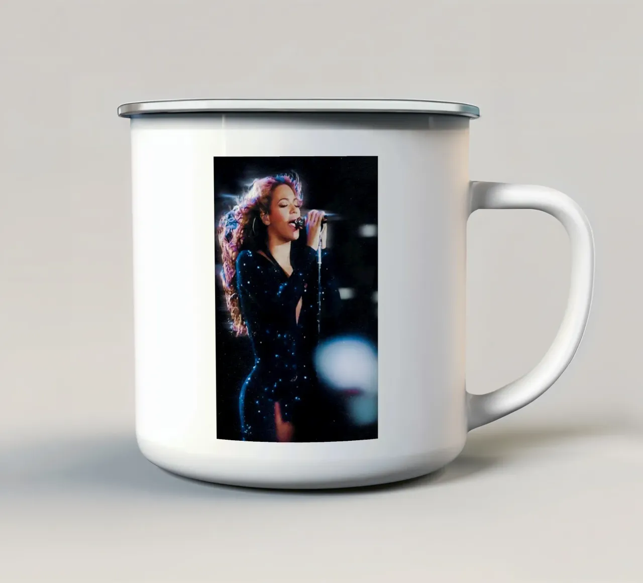 Beyonce tazza in smalto da Low poly art