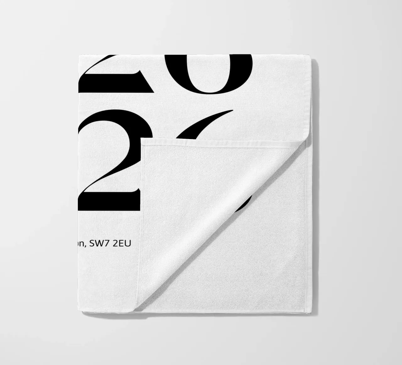Persoonlijke uitnodiging strandhanddoek van YV TYPOGRAPHY