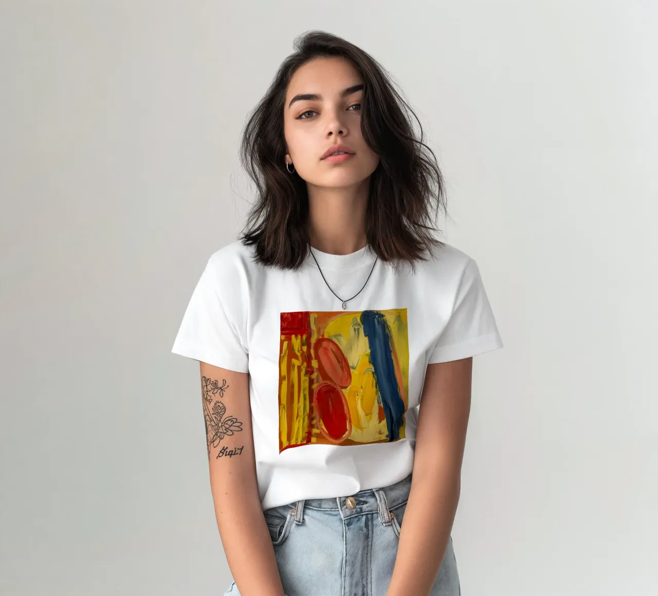 Ritmo dell'orbita ocra t-shirt da Sublime Layers