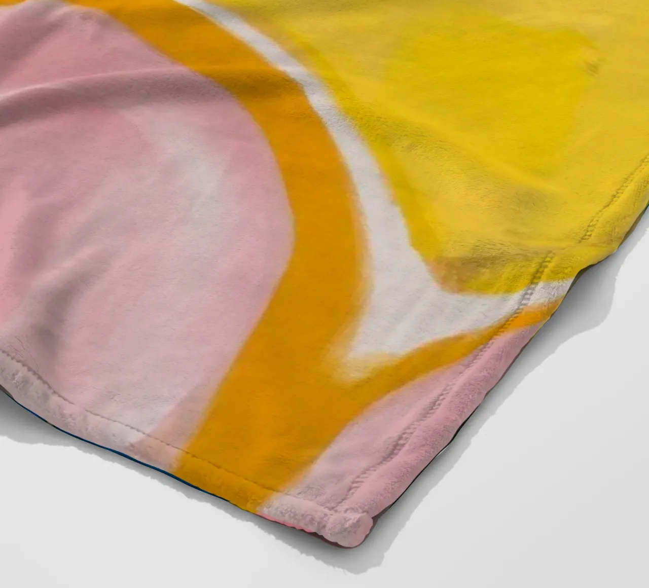 Pastellfarbener Torbogen Traum Fleecedecke von Sublime Layers
