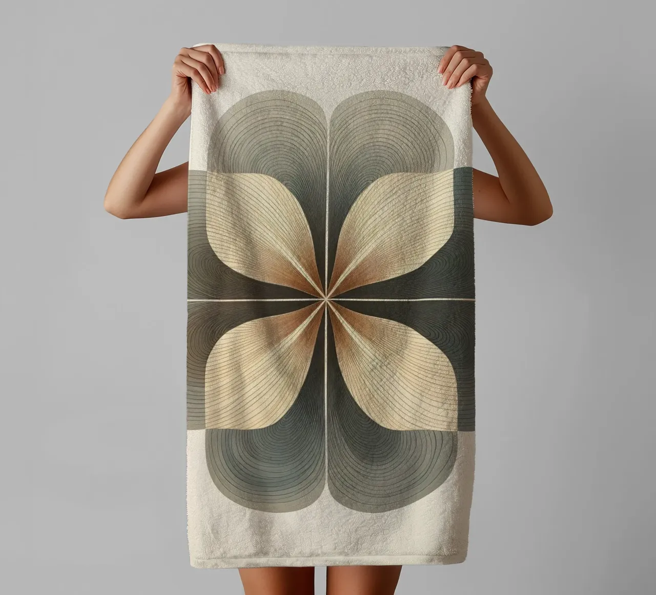 Bloem abstract towel by Imagine