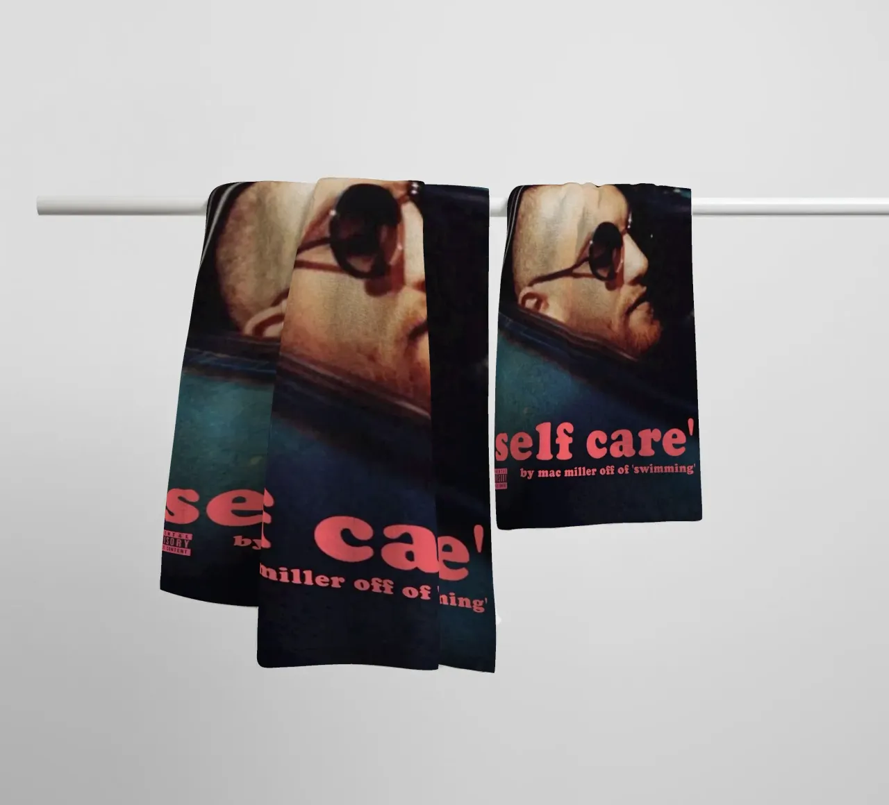 Cura di sé nell'oblio - Tributo a Mac Miller asciugamano da bagno da rockytamoe