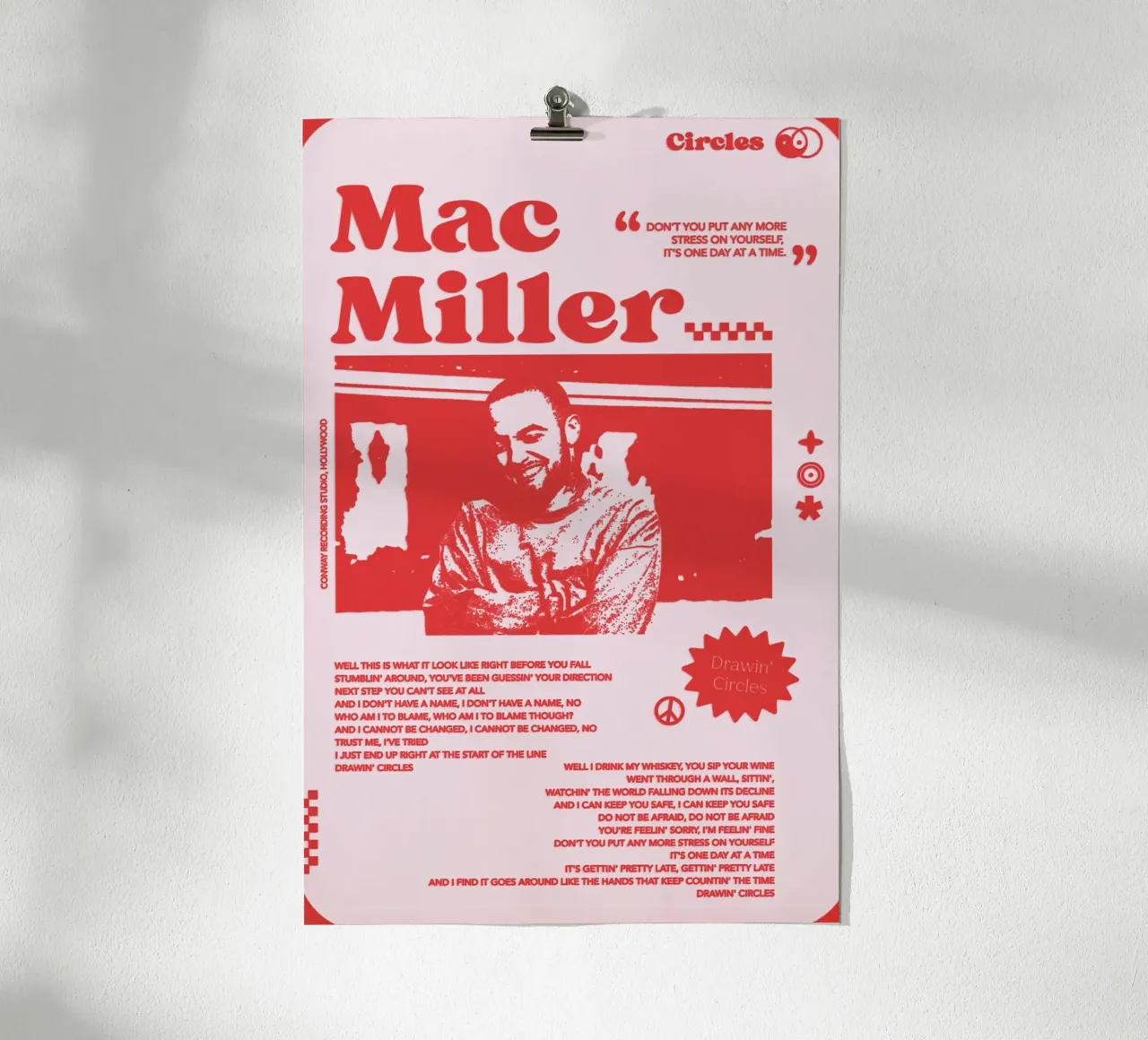 Circles Era - Mac Miller Poster rosso poster con telaio in plastica da rockytamoe