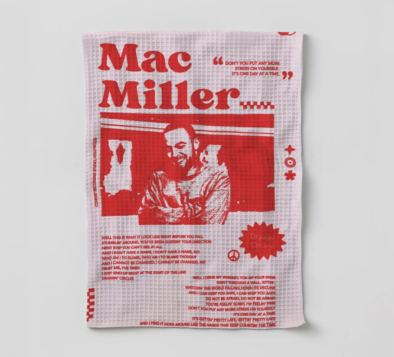 Circles Era - Mac Miller Red Poster torchon de rockytamoe