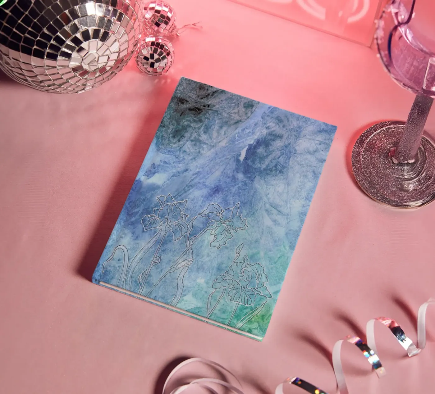 Iris notebook by Ctoft