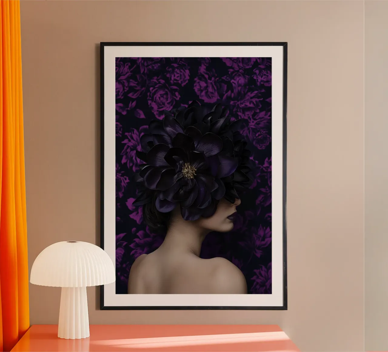 Donna con fiori viola carta hahnemühle da Imagine
