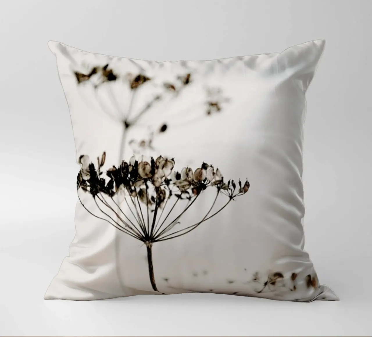 Dried Flowers Anetum 2A cuscino da Monika Strigel