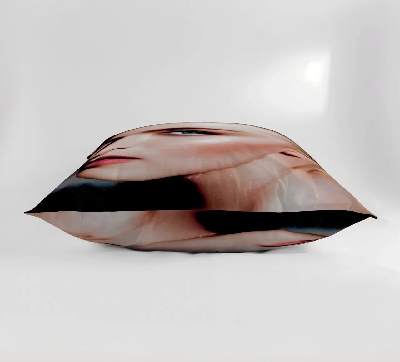 Madonna cuscino da Low poly art