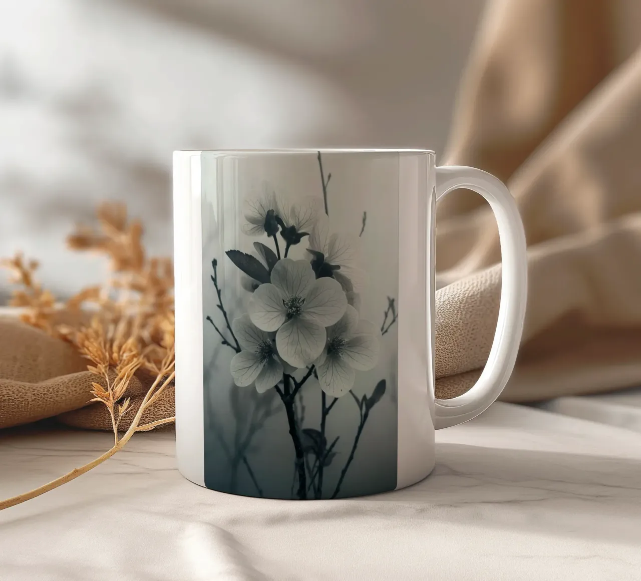 Fiore in tonalità di grigio tazza in ceramica da Imagine