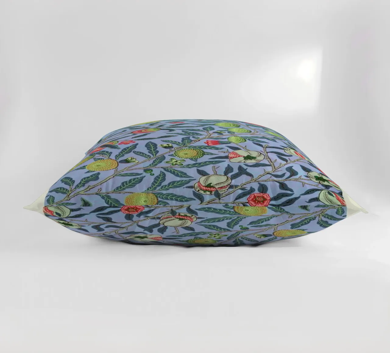William Morris - Fruit Or Pomegranate cuscino da Vintage by JUNIQE